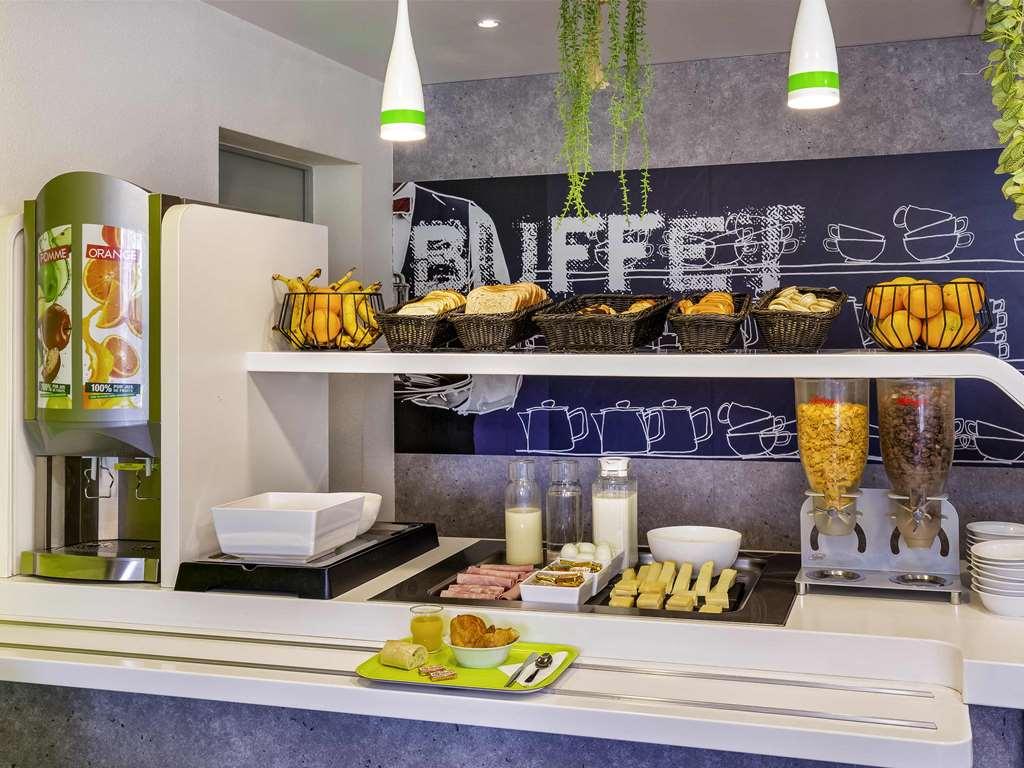 Ibis Budget Grenoble Sud Сесен Ресторан фото