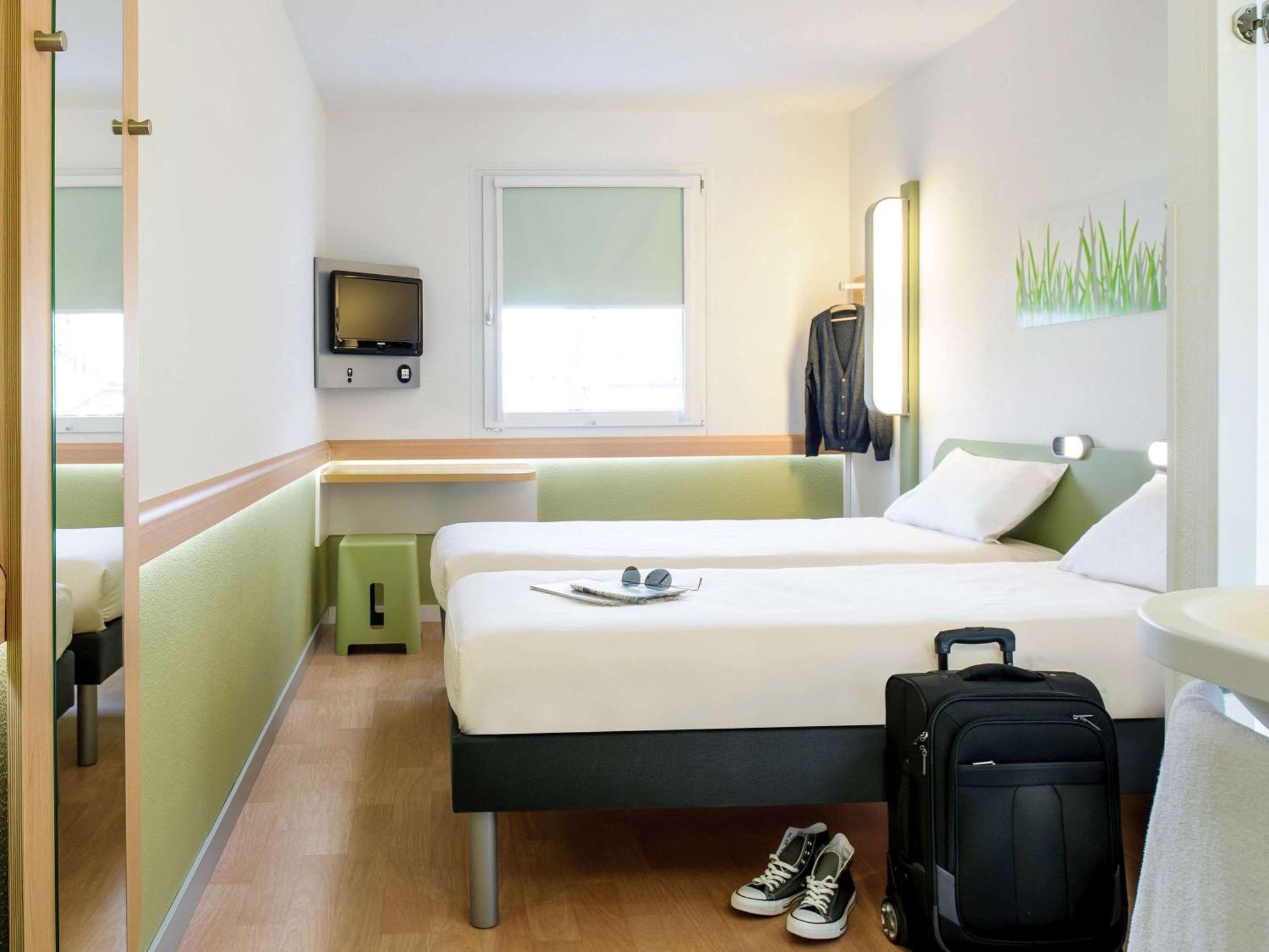 Ibis Budget Grenoble Sud Сесен Экстерьер фото